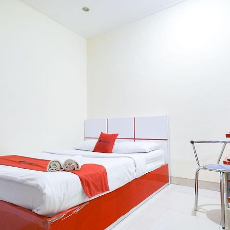 Reddoorz At Buah Batu 5 Hotel Bandung Exterior photo